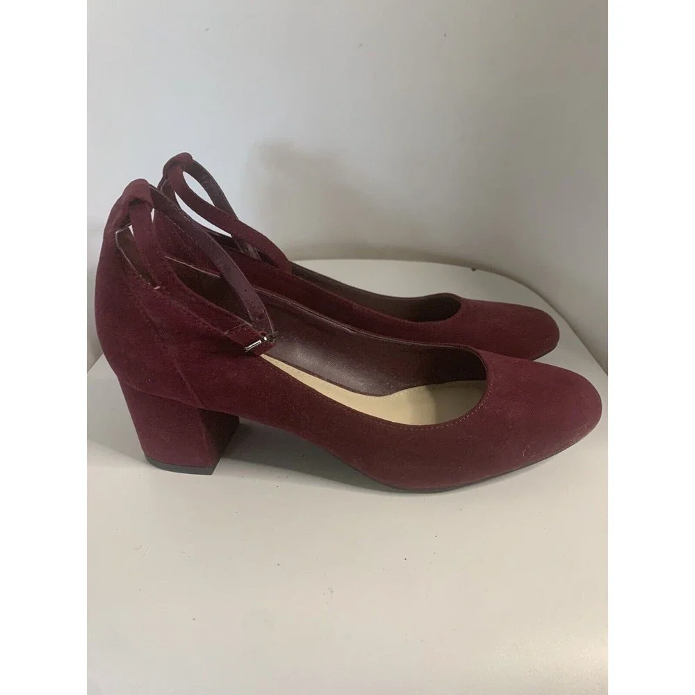 BAR III Women's Strappy Red Wine Shoes Size 7 (1359)